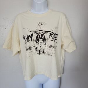 Mine B NWOT Pale Yellow Short Sleeve T-shirt Cropped Small Roam Free Cowgirl Top